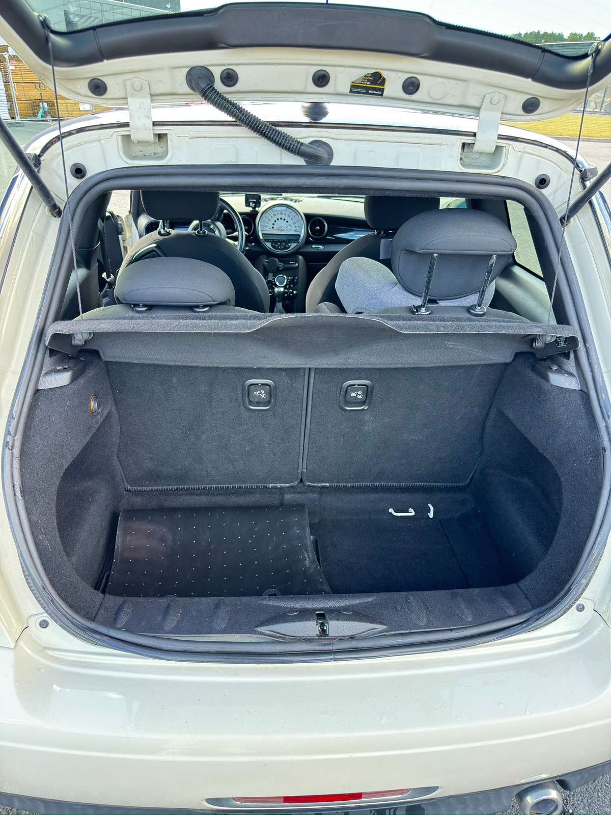 MINI Cooper D Manual, 112hp, 2011