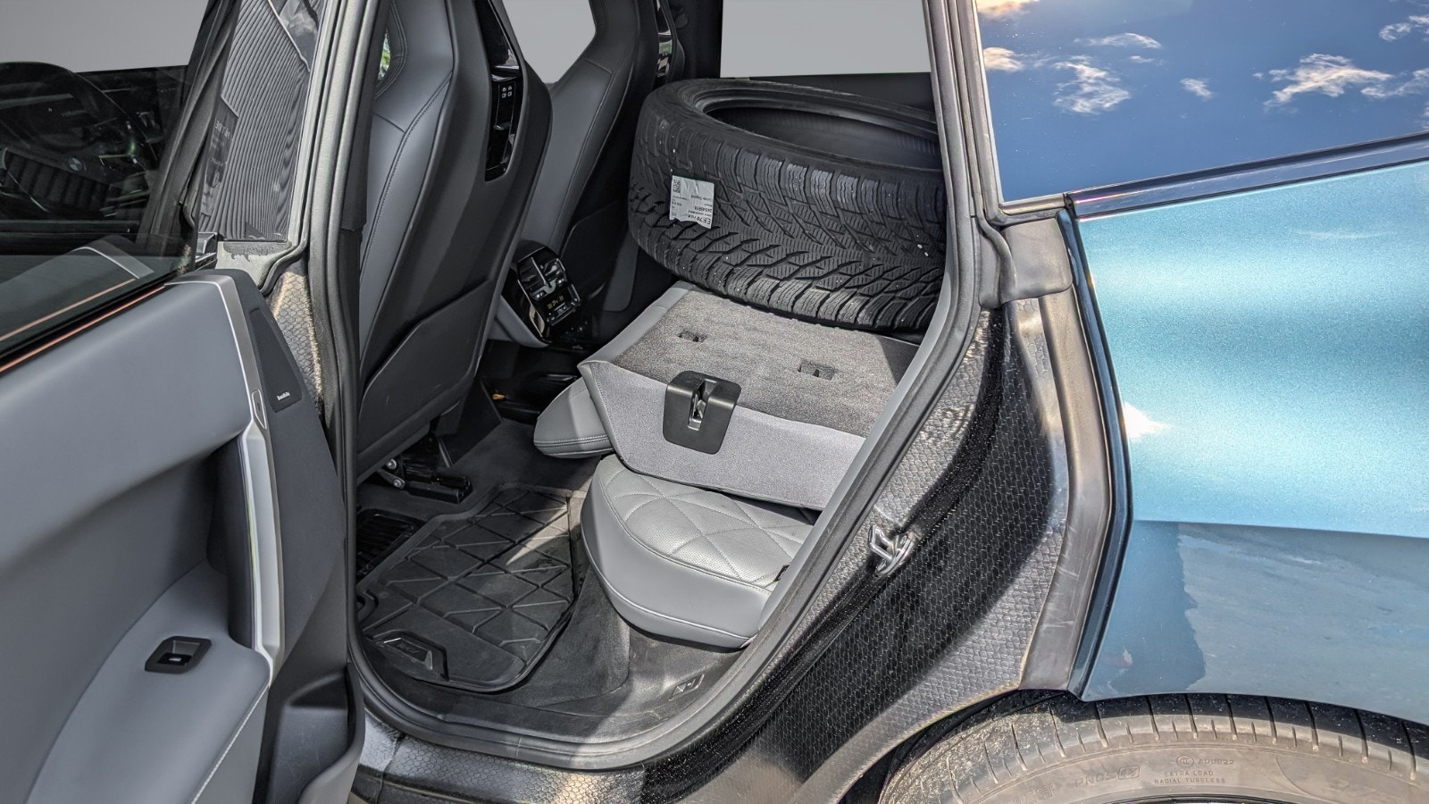 BMW iX xDrive50, 524hk, 2023