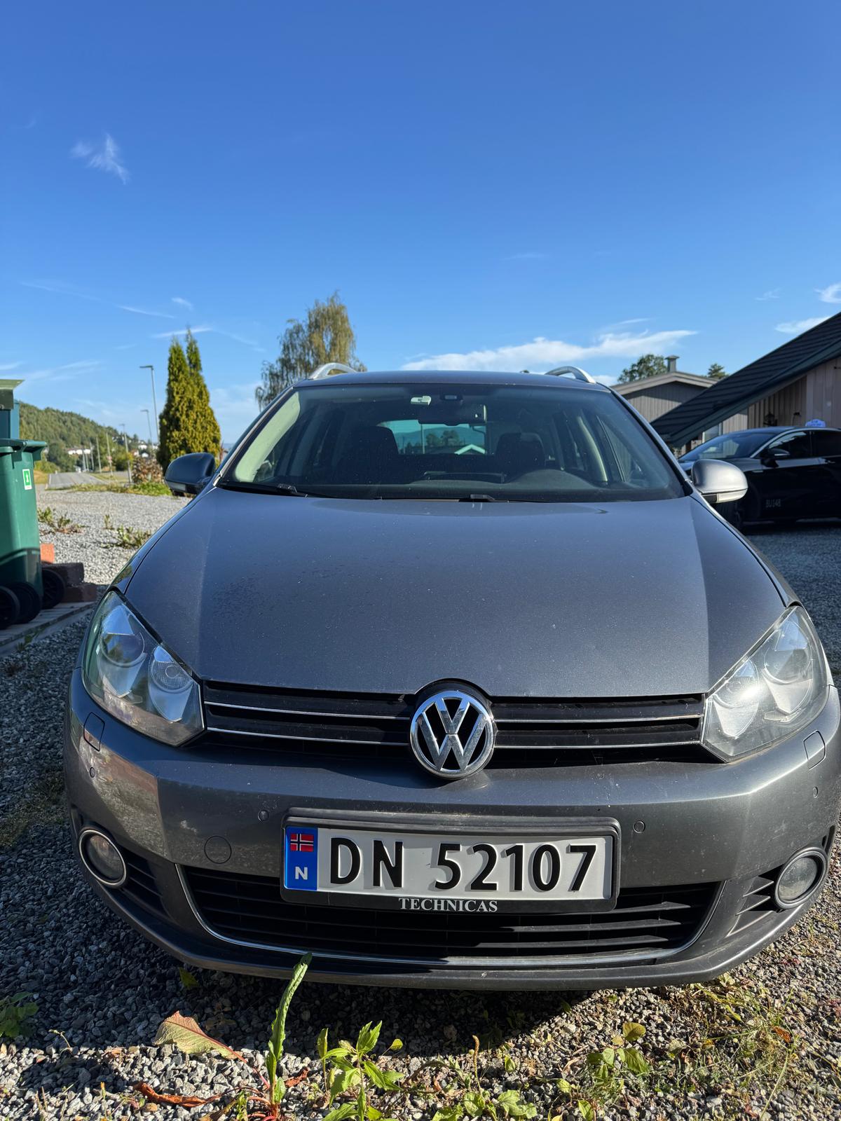 Volkswagen Golf Variant 2.0 TDI DPF DSG Sequential, 6-trins, 140ps, 2011