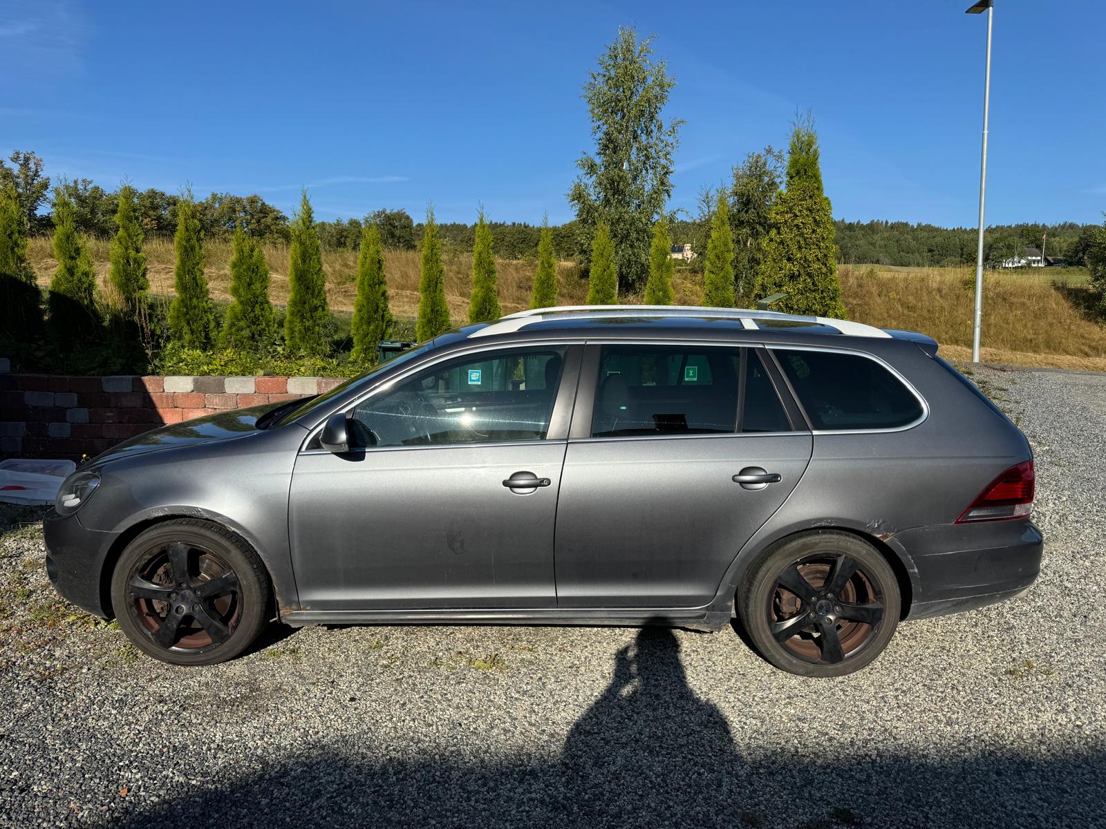 Volkswagen Golf Variant 2.0 TDI DPF DSG Sequential, 6-trins, 140ps, 2011