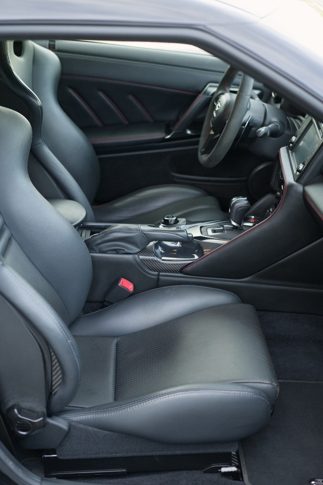 Nissan GT-R 3.8 V6 4x4 DDCT, 6-trinn, 570hk, 2017