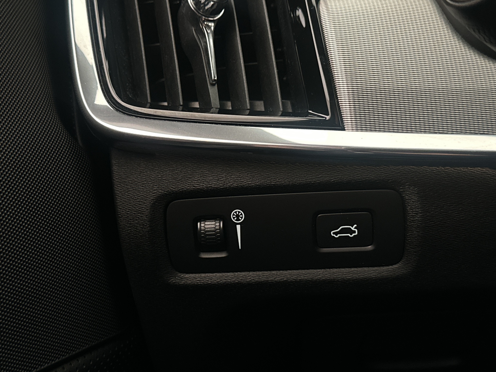 Volvo V90 D4 Geartronic, 8-trinn, 190hk, 2018