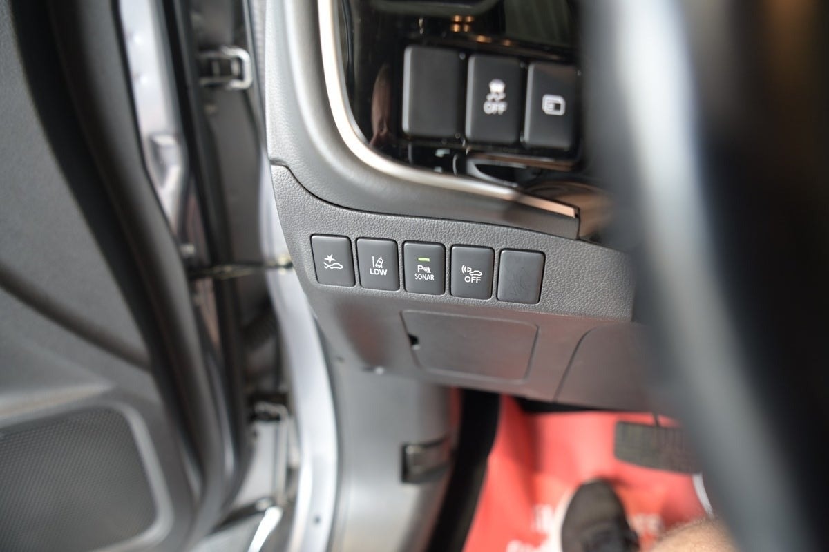 Mitsubishi Outlander PHEV CVT, 224hp, 2019