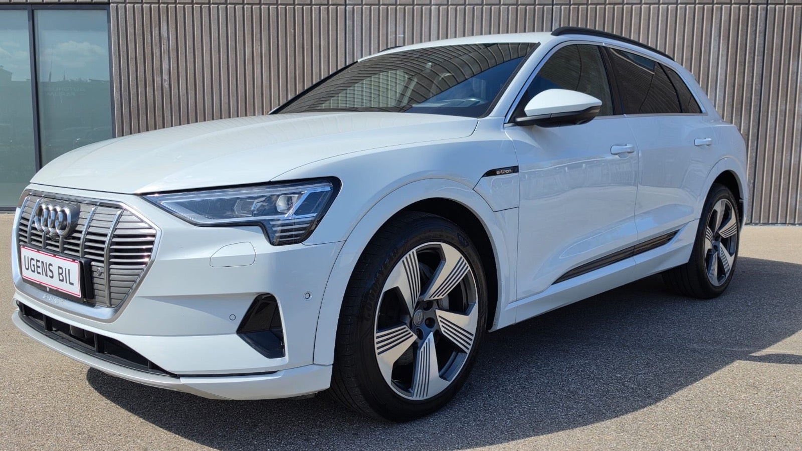 Audi e-tron 55 quattro, 408ps, 2019