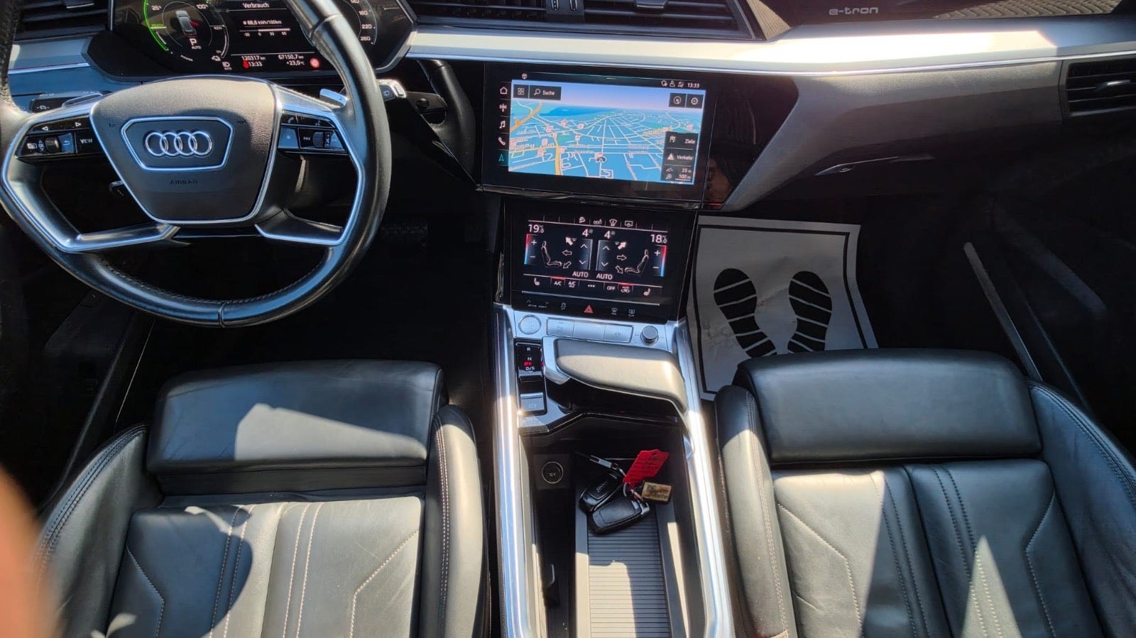 Audi e-tron 55 quattro, 408ps, 2019