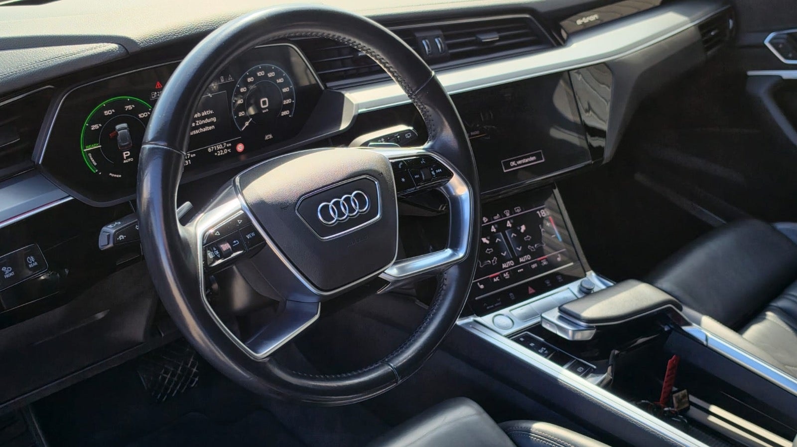 Audi e-tron 55 quattro, 408ps, 2019
