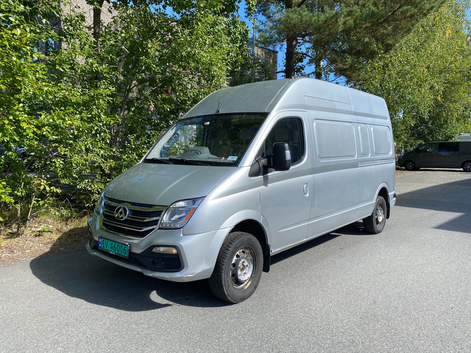 Maxus EV80 56 kWh, 136ps, 2018