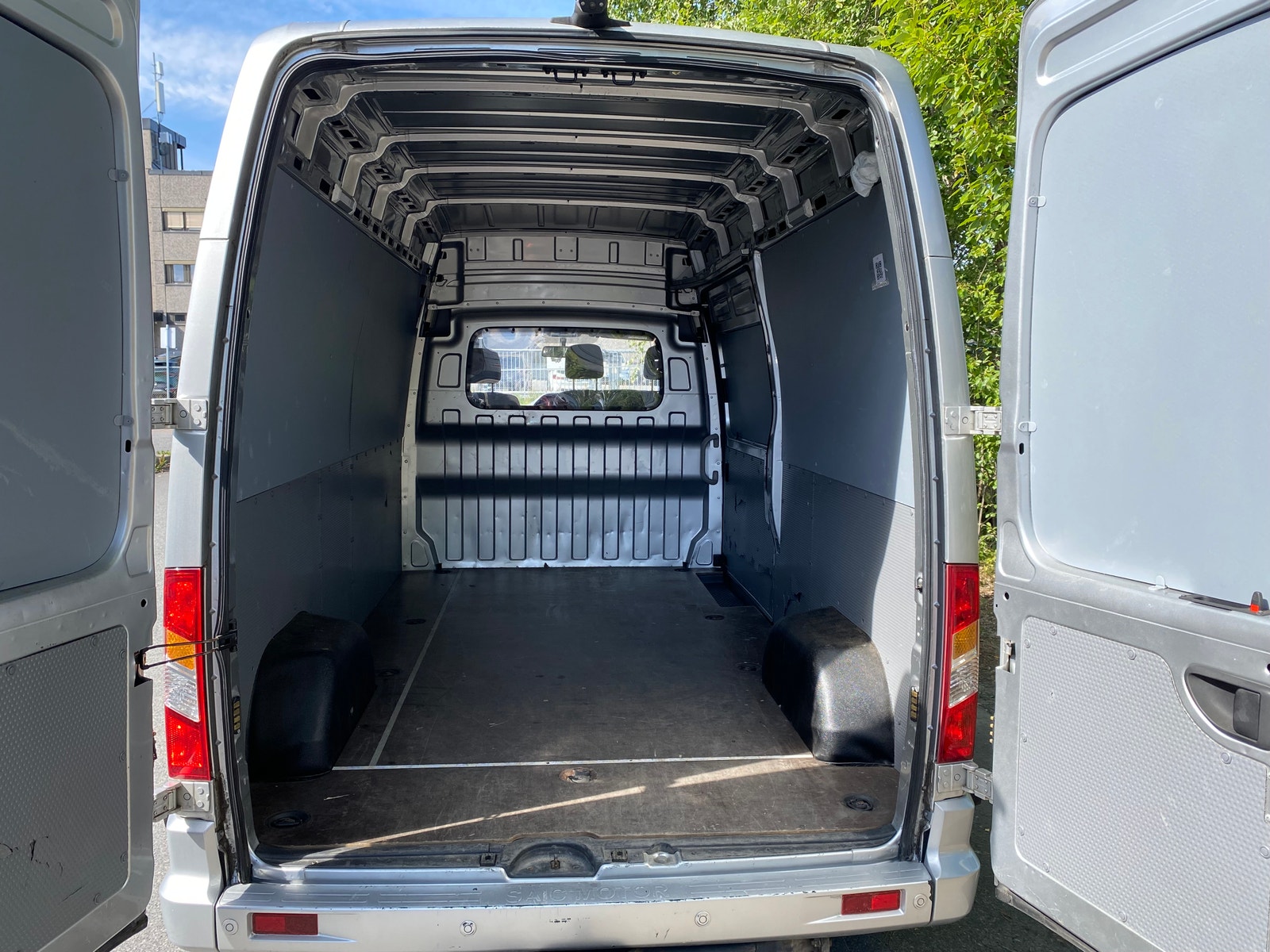 Maxus EV80 56 kWh, 136ps, 2018