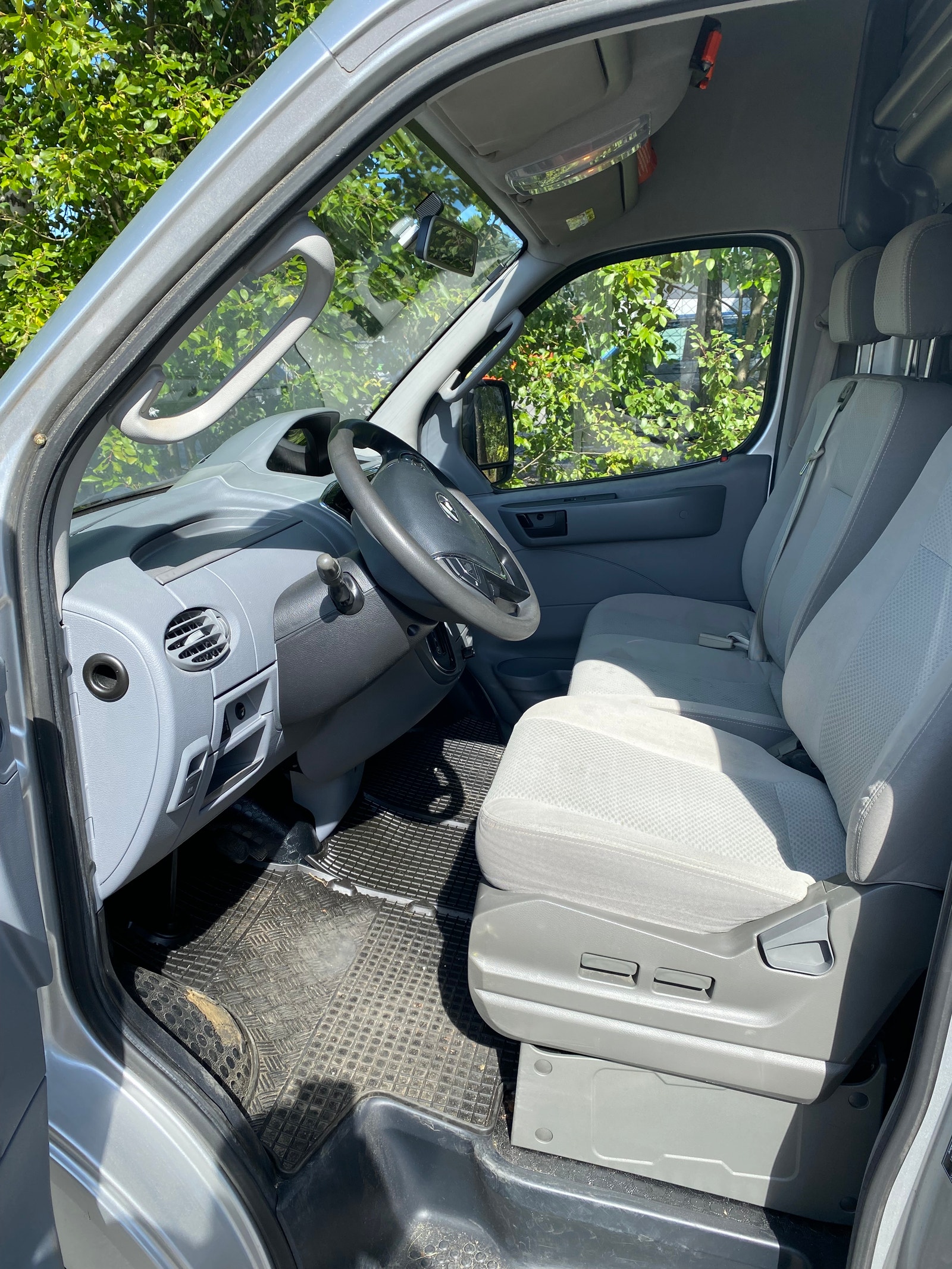 Maxus EV80 56 kWh, 136ps, 2018