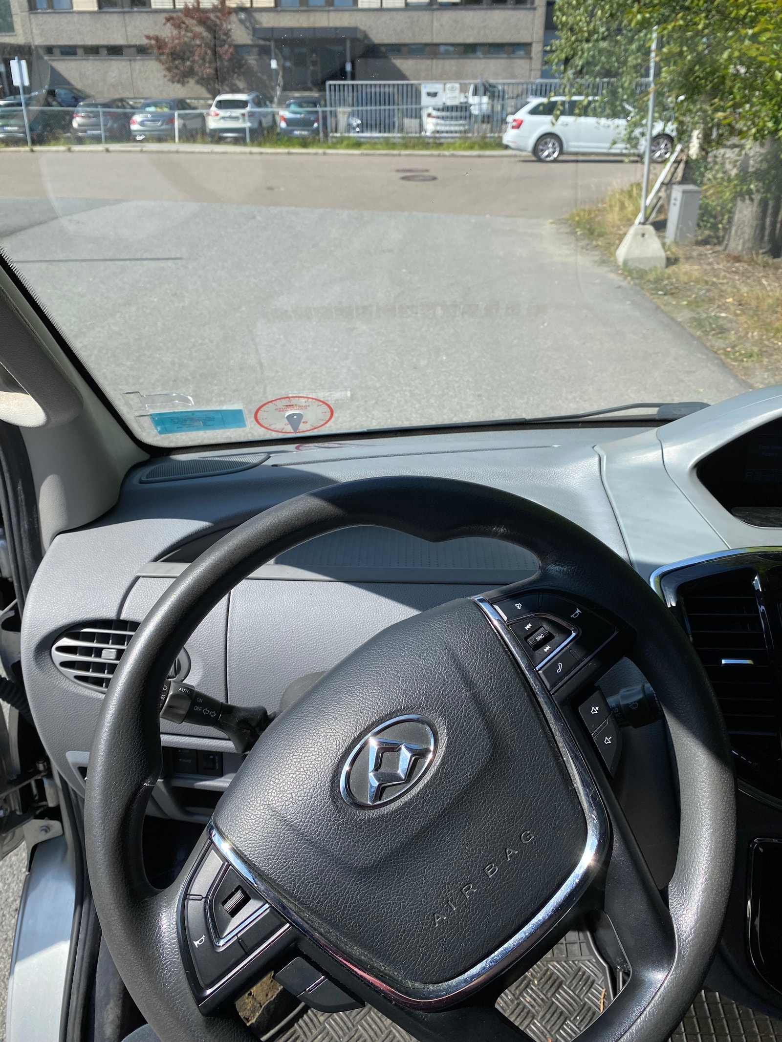 Maxus EV80 56 kWh, 136ps, 2018