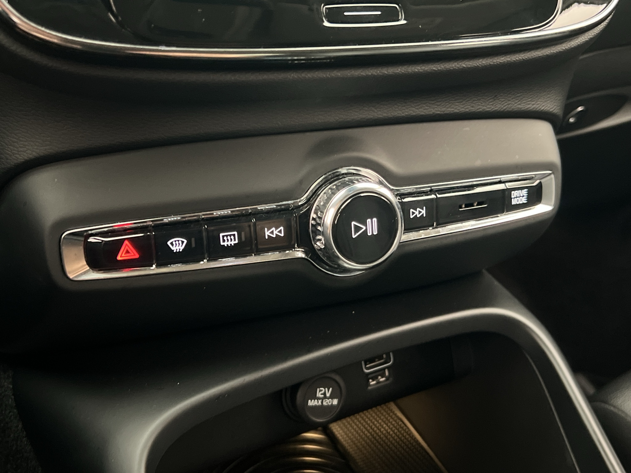 Volvo XC40 D4 AWD Geartronic, 190hp, 2018