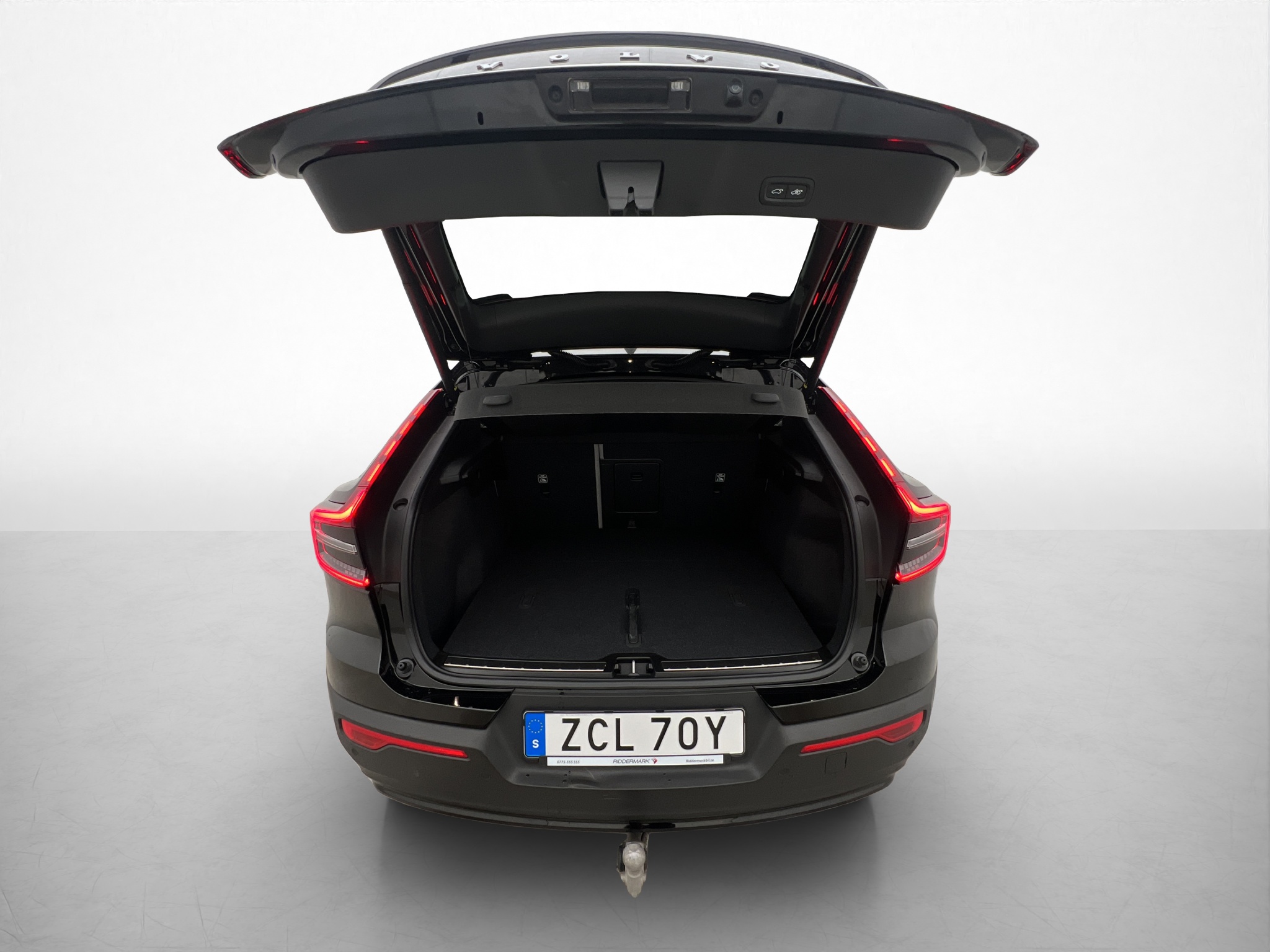 Volvo C40 Recharge Twin, 408hp, 2024