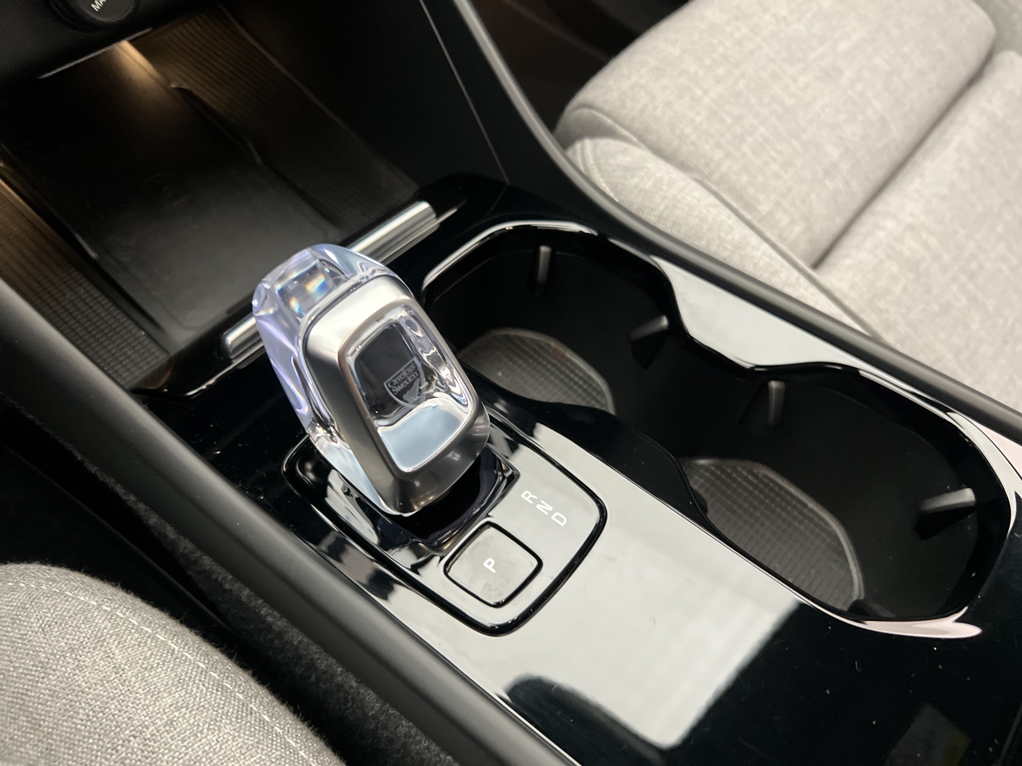 Volvo C40 Recharge Twin, 408hp, 2024