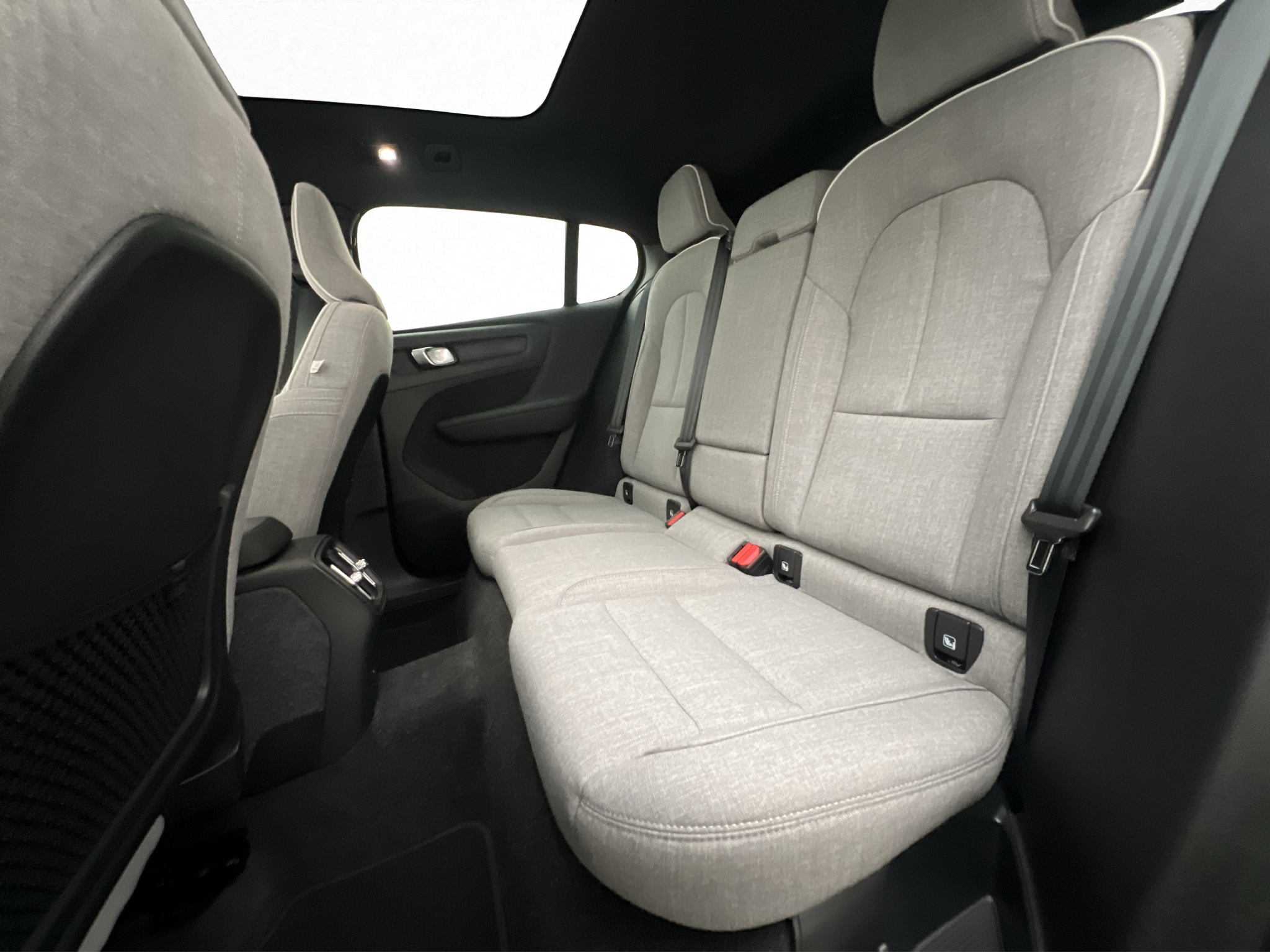 Volvo C40 Recharge Twin, 408hp, 2024