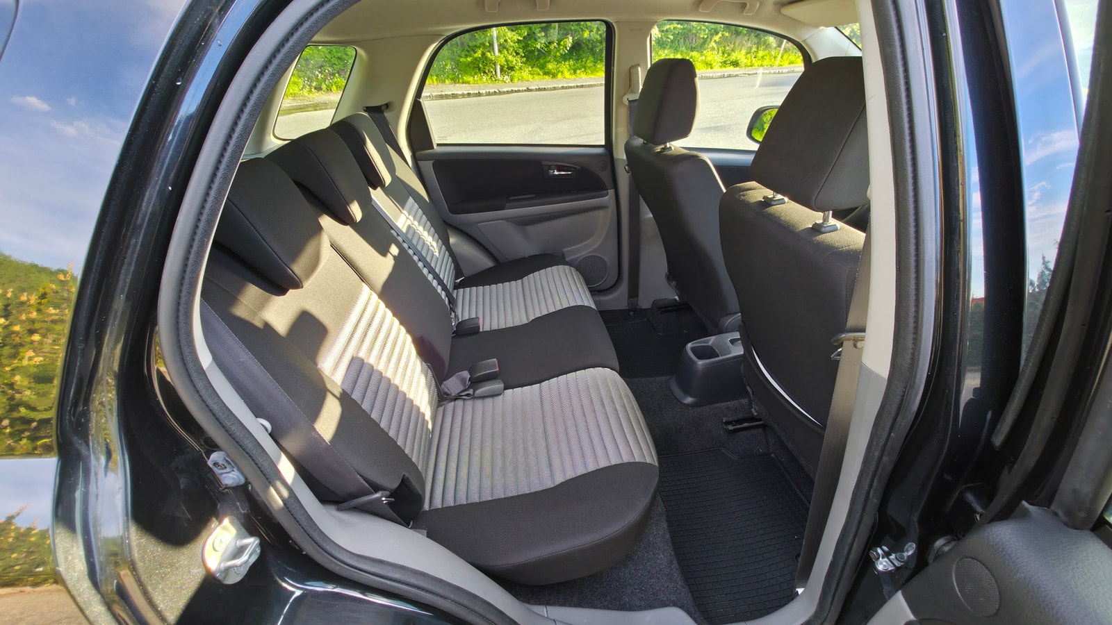 Suzuki SX4 1.6 DOHC 16V VVT 4x4 Manual, 5-trins, 120ps, 2012
