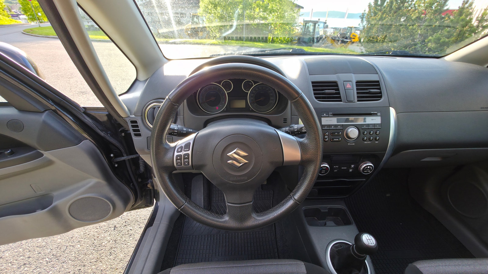 Suzuki SX4 1.6 DOHC 16V VVT 4x4 Manual, 5-trins, 120ps, 2012