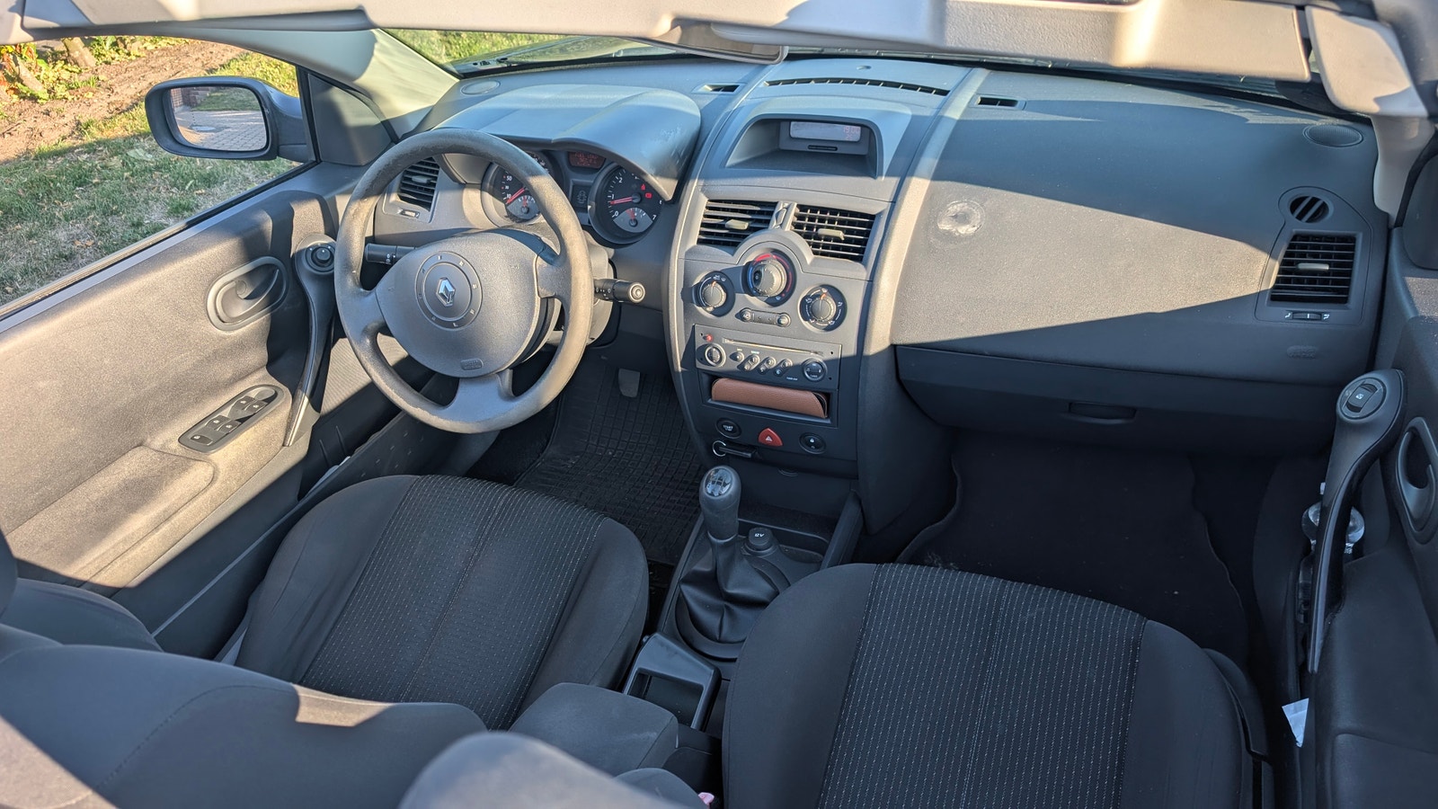 Renault Mégane Coupé-Cabriolet 1.6 Manual, 5-trins, 113ps, 2005