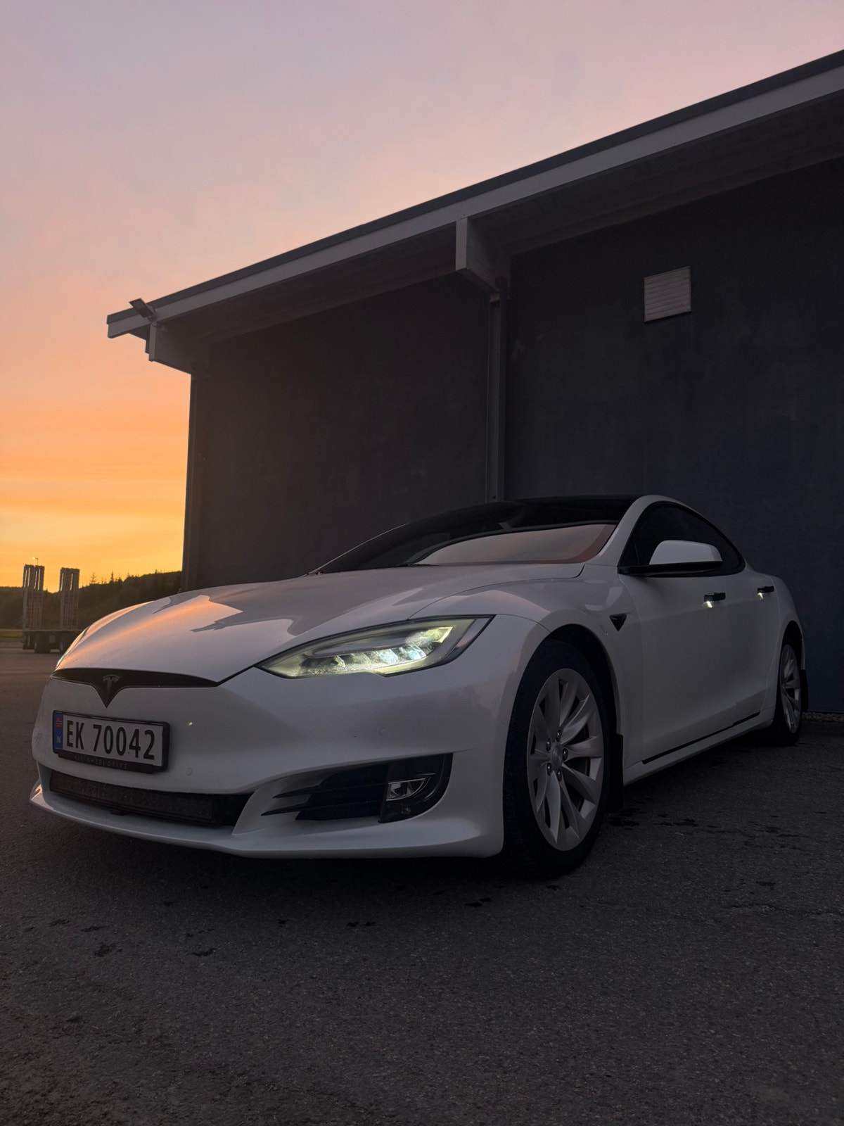 Tesla Model S 75D, 525ps, 2017