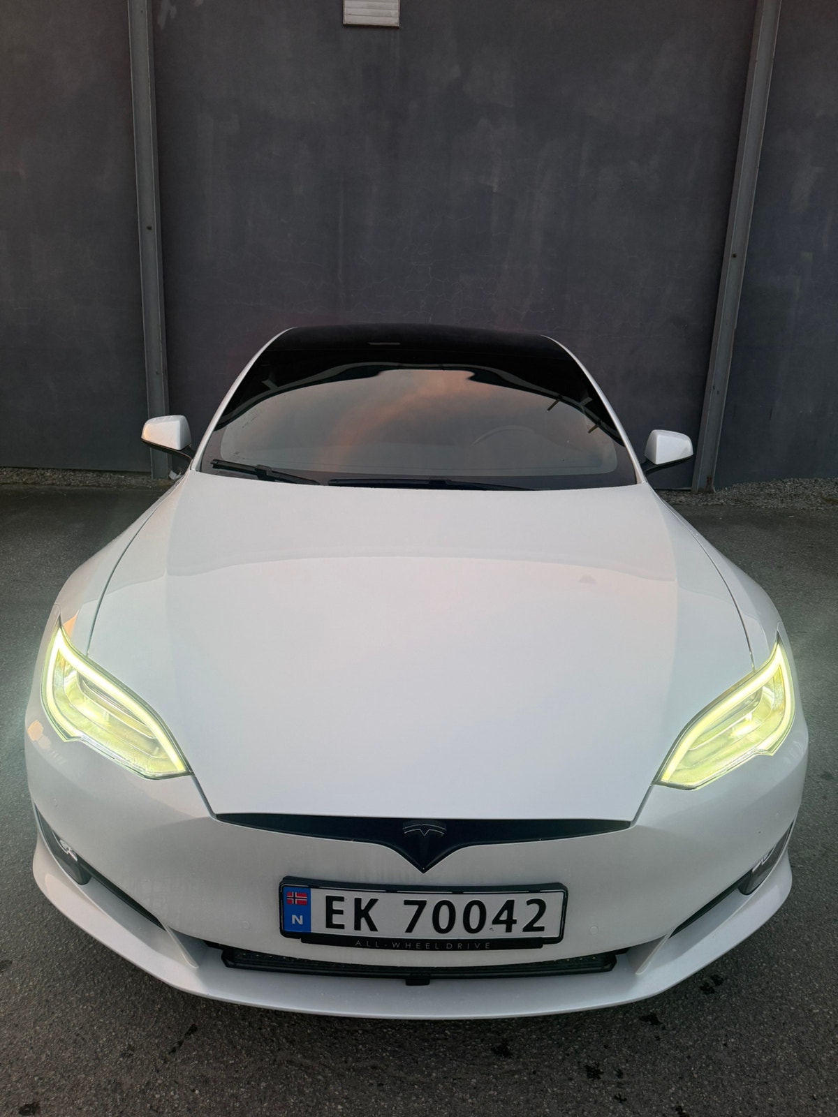 Tesla Model S 75D, 525ps, 2017