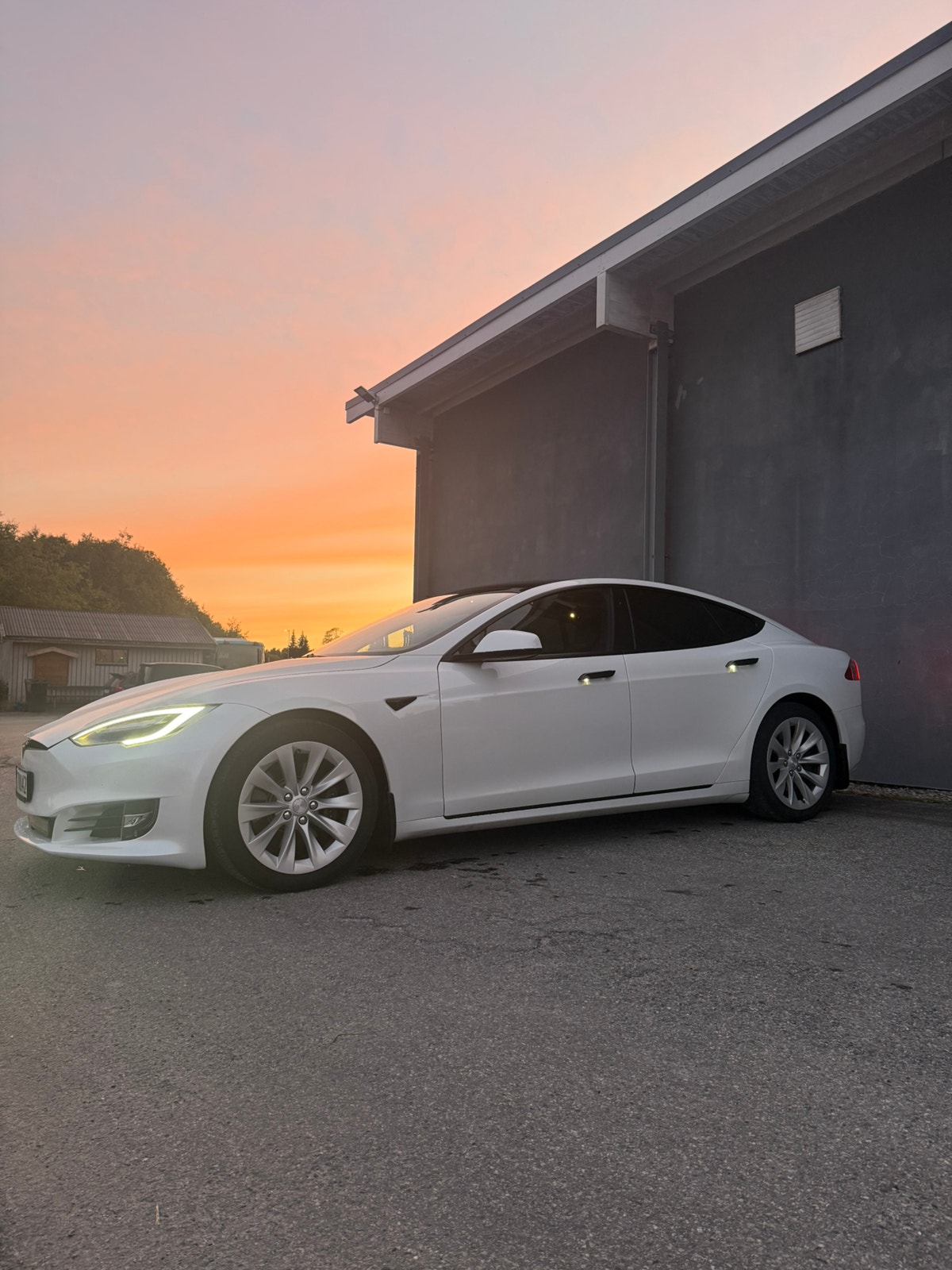 Tesla Model S 75D, 525ps, 2017