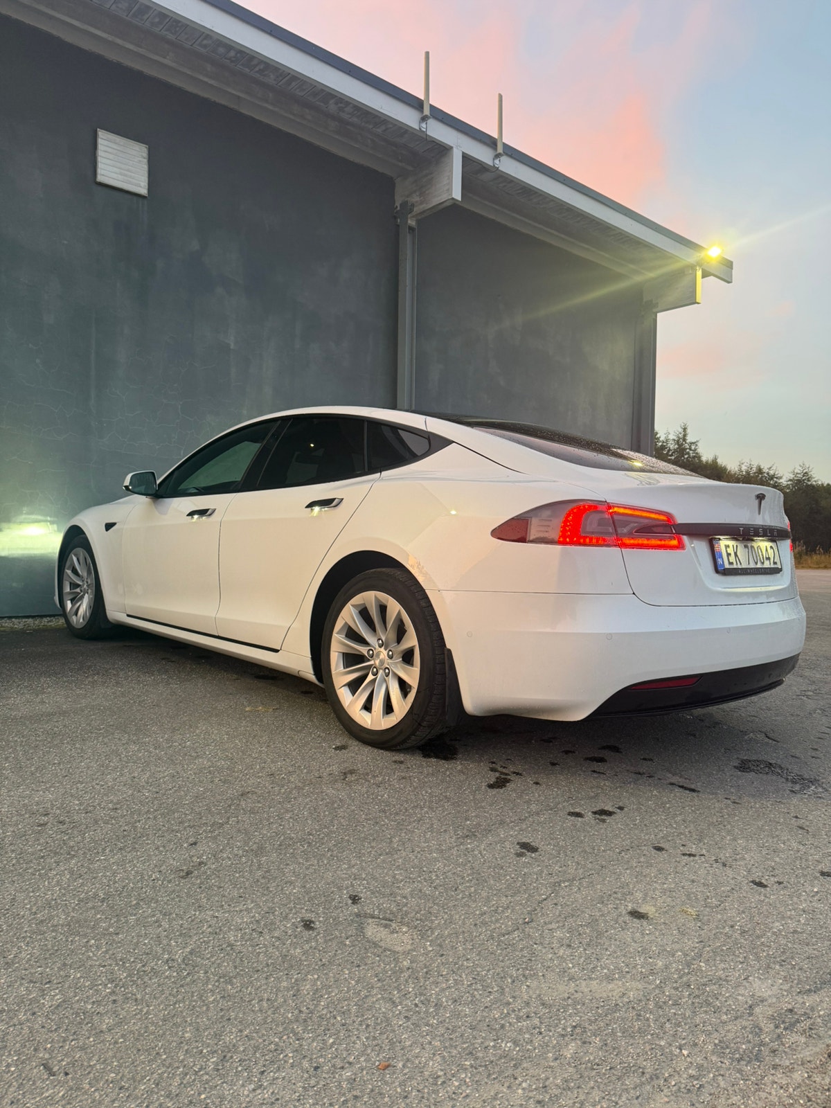 Tesla Model S 75D, 525ps, 2017