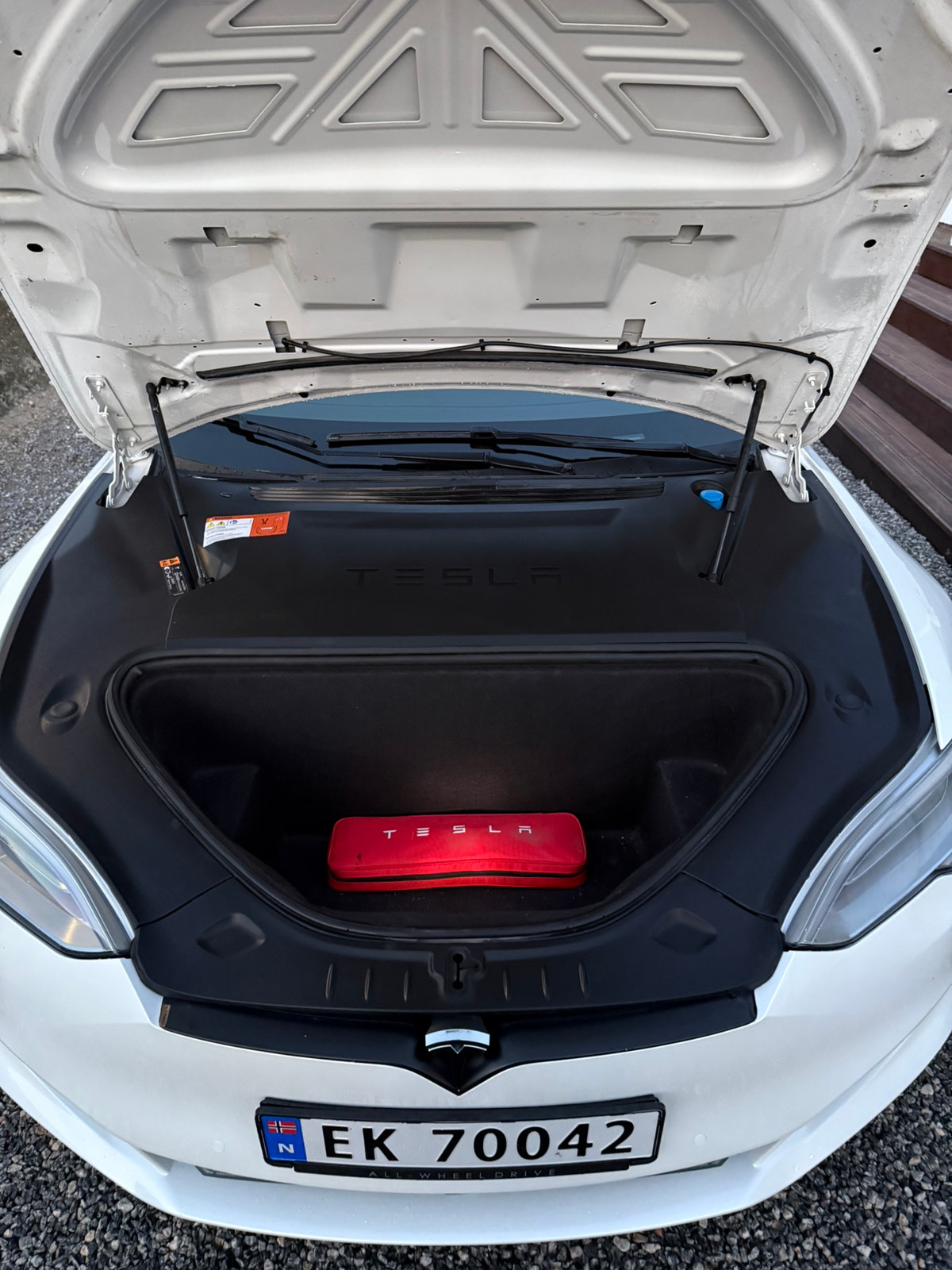Tesla Model S 75D, 525ps, 2017
