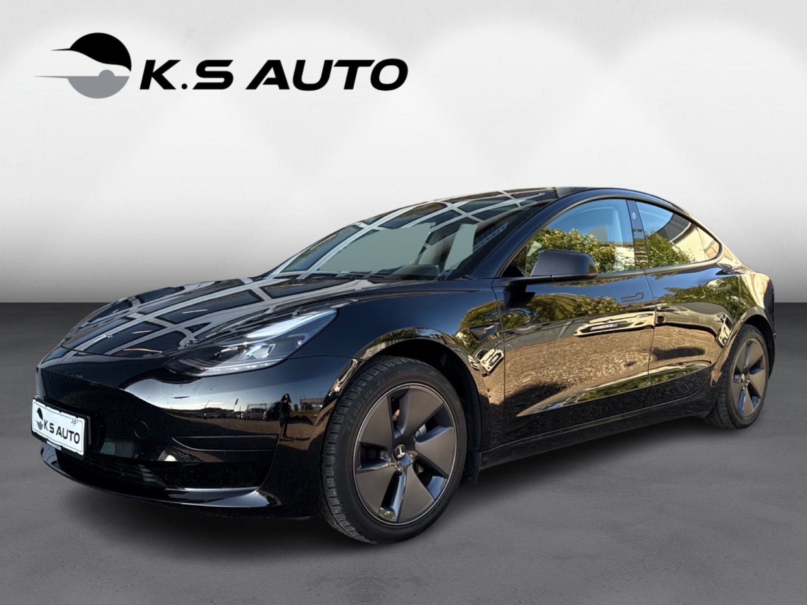 Tesla Model 3 Standard Range, 283hp, 2023