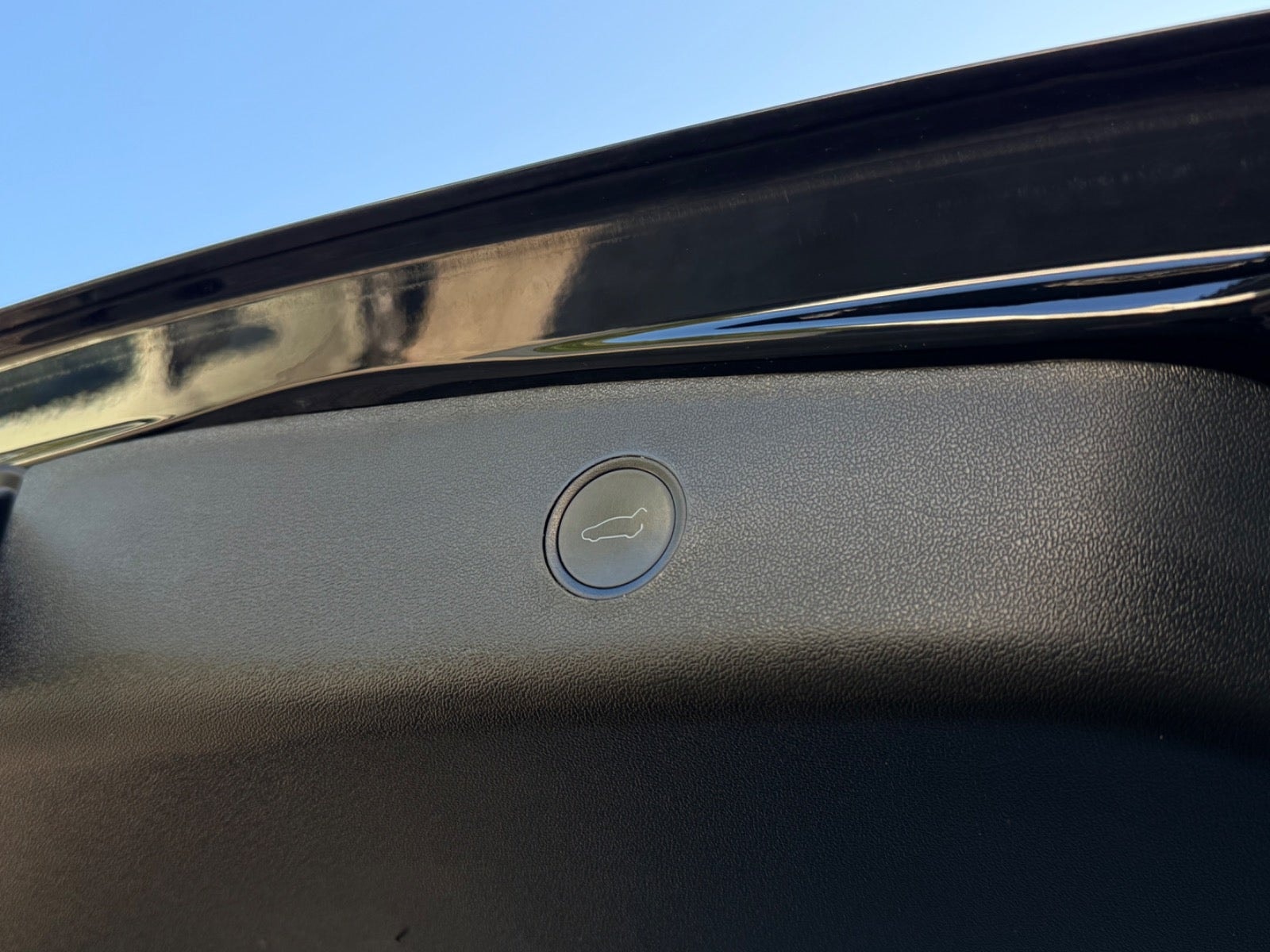 Tesla Model 3 Standard Range, 283hp, 2023