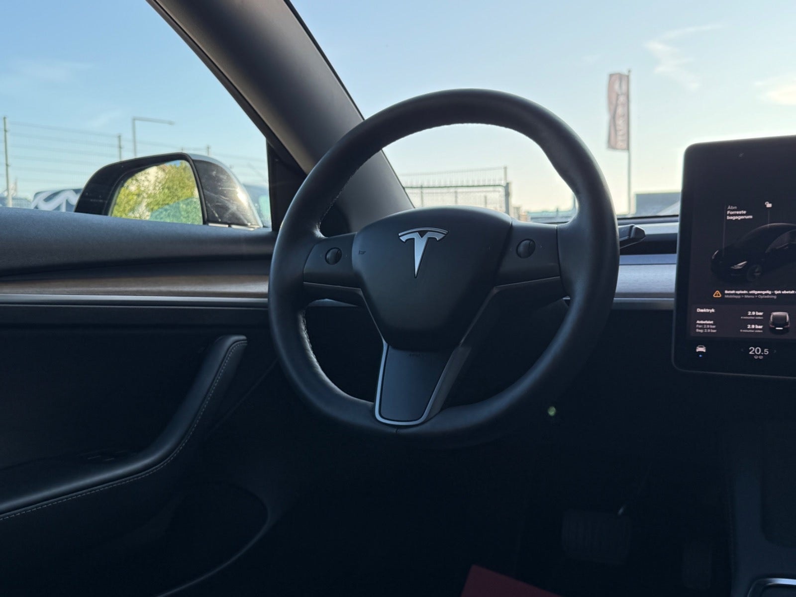 Tesla Model 3 Standard Range, 283hp, 2023
