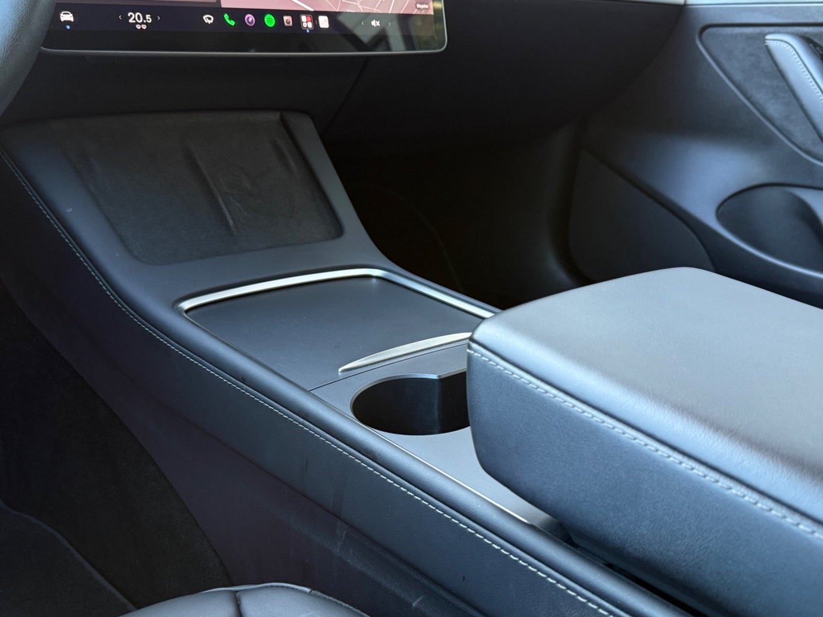 Tesla Model 3 Standard Range, 283hp, 2023