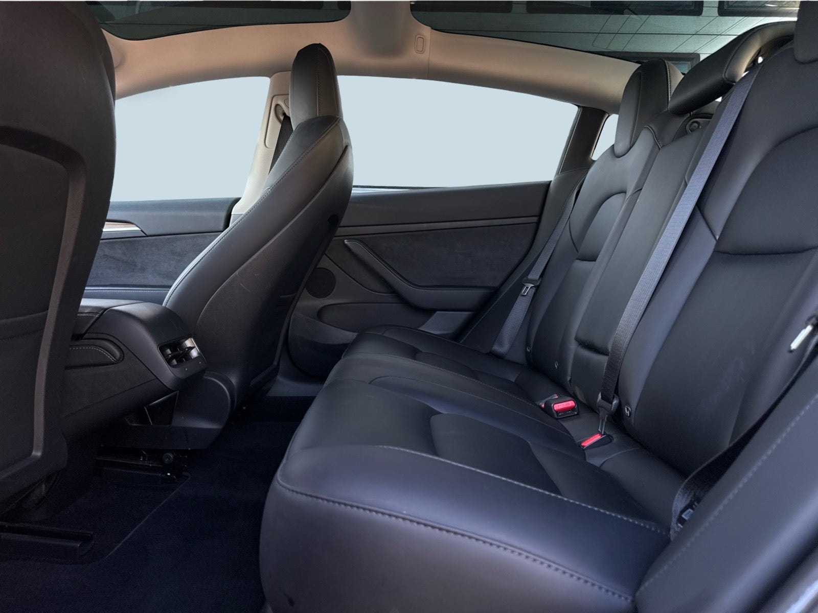 Tesla Model 3 Standard Range, 283hp, 2023