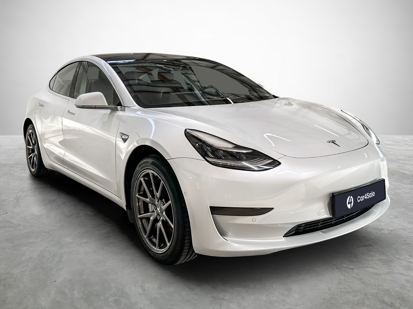 Tesla Model 3 Standard Range Plus, 325hk, 2020