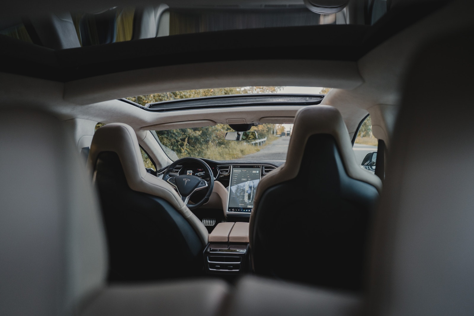 Tesla Model S P85D, 511hk, 2015