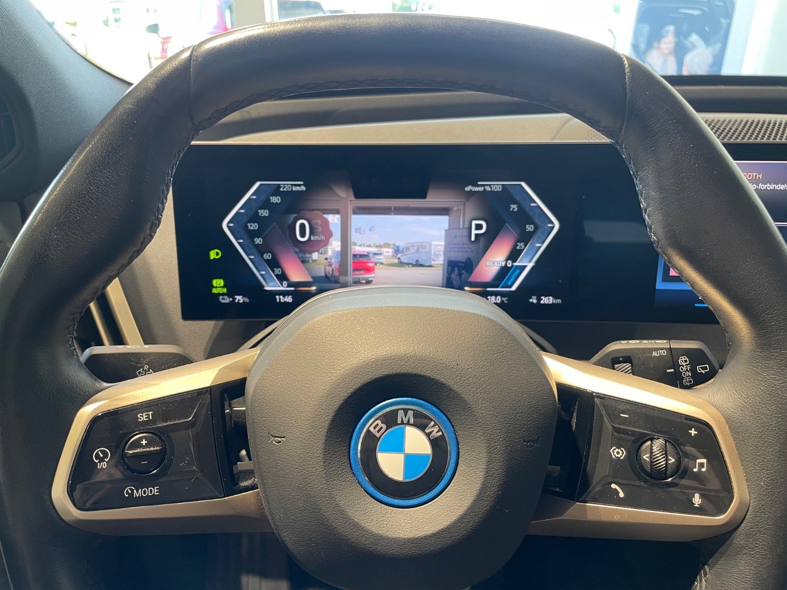 BMW iX xDrive40, 326hk, 2023