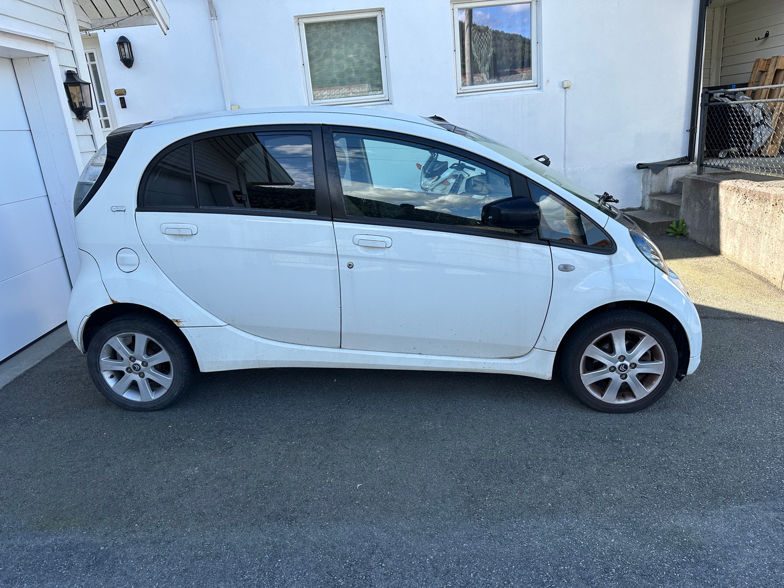 Citroën C-Zero 16 kWh, 67hp, 2011