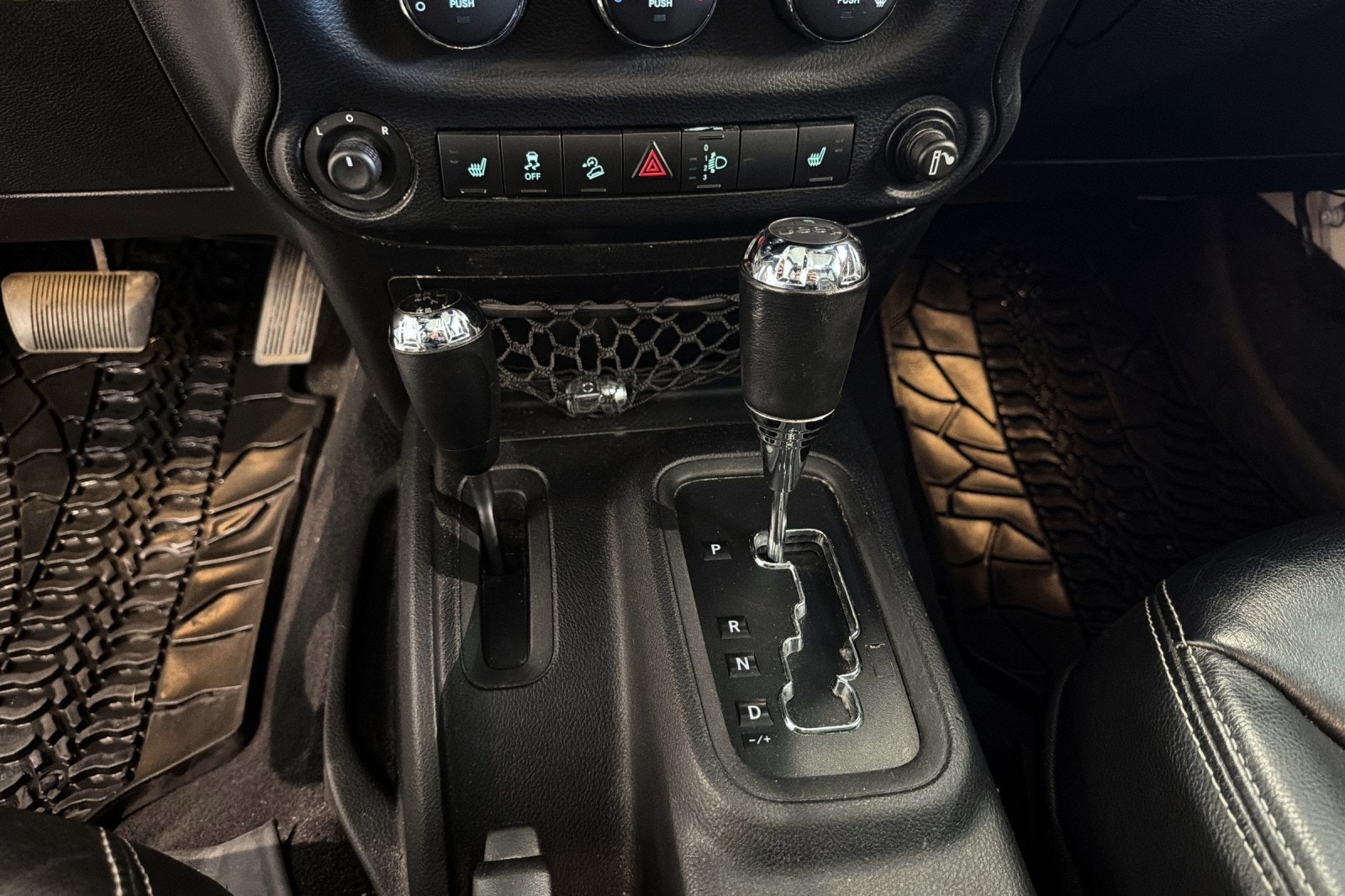 Jeep Wrangler Unlimited 2.8 4WD Automatic, 200hp, 2013