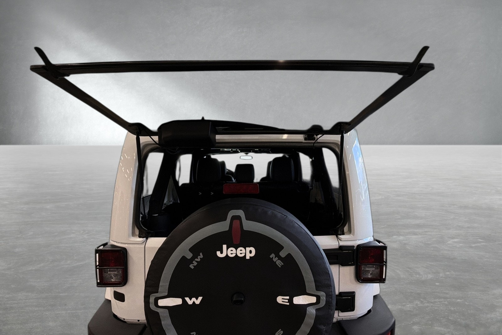Jeep Wrangler Unlimited 2.8 4WD Automatic, 200hp, 2013