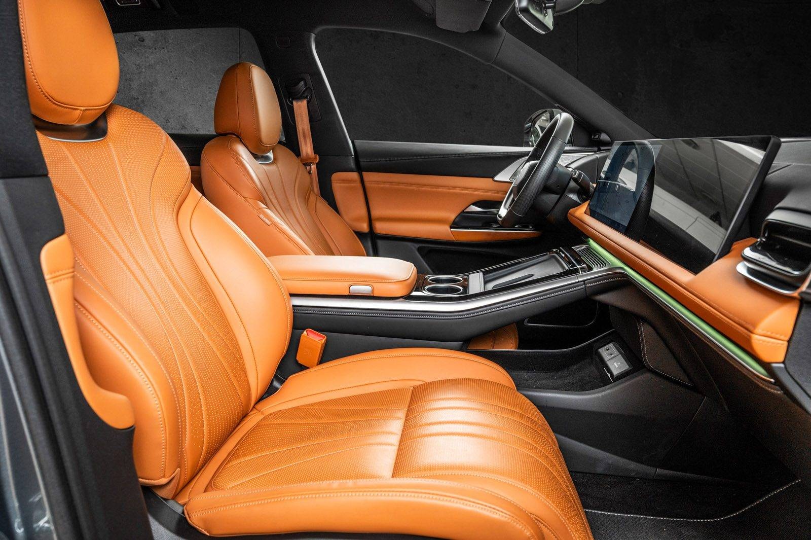 XPENG G9 Performance, 551ps, 2024