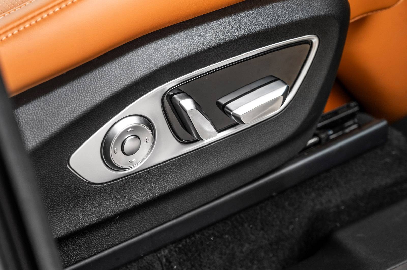 XPENG G9 Performance, 551ps, 2024