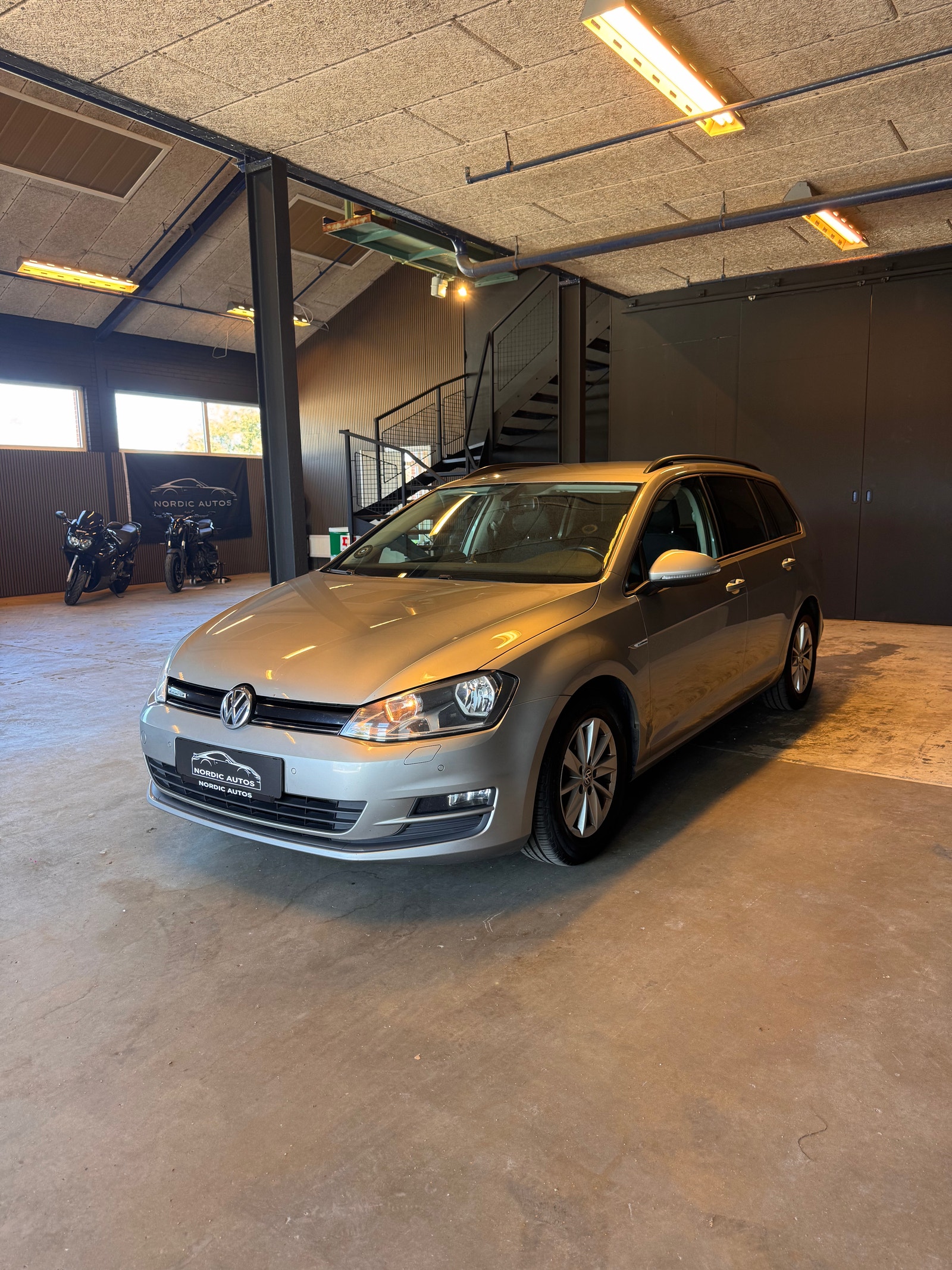 Volkswagen Golf Variant 1.6 TDI DPF BlueMotion Manual, 6-trins, 110ps, 2015