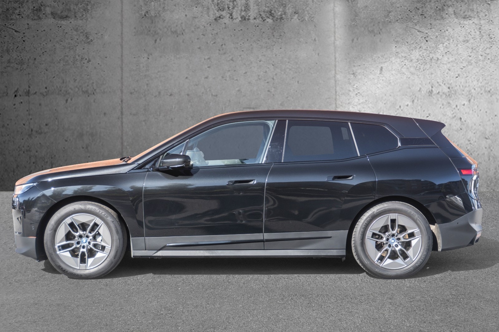 BMW iX xDrive40, 326hk, 2023
