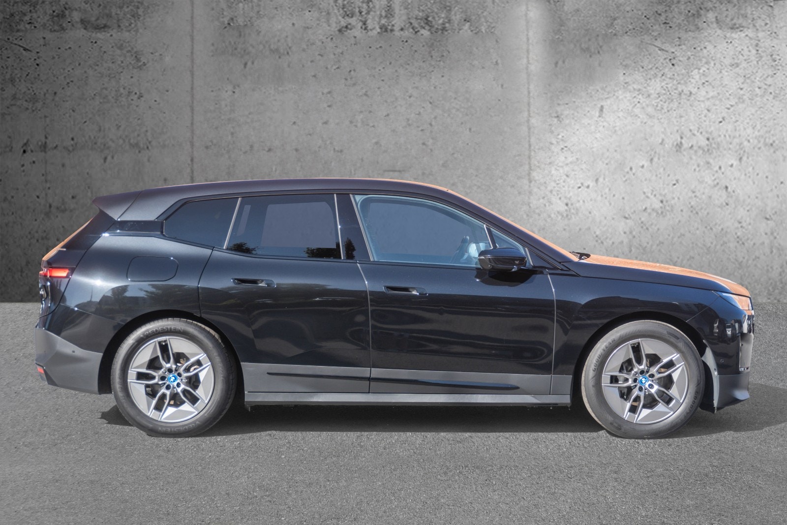 BMW iX xDrive40, 326hk, 2023