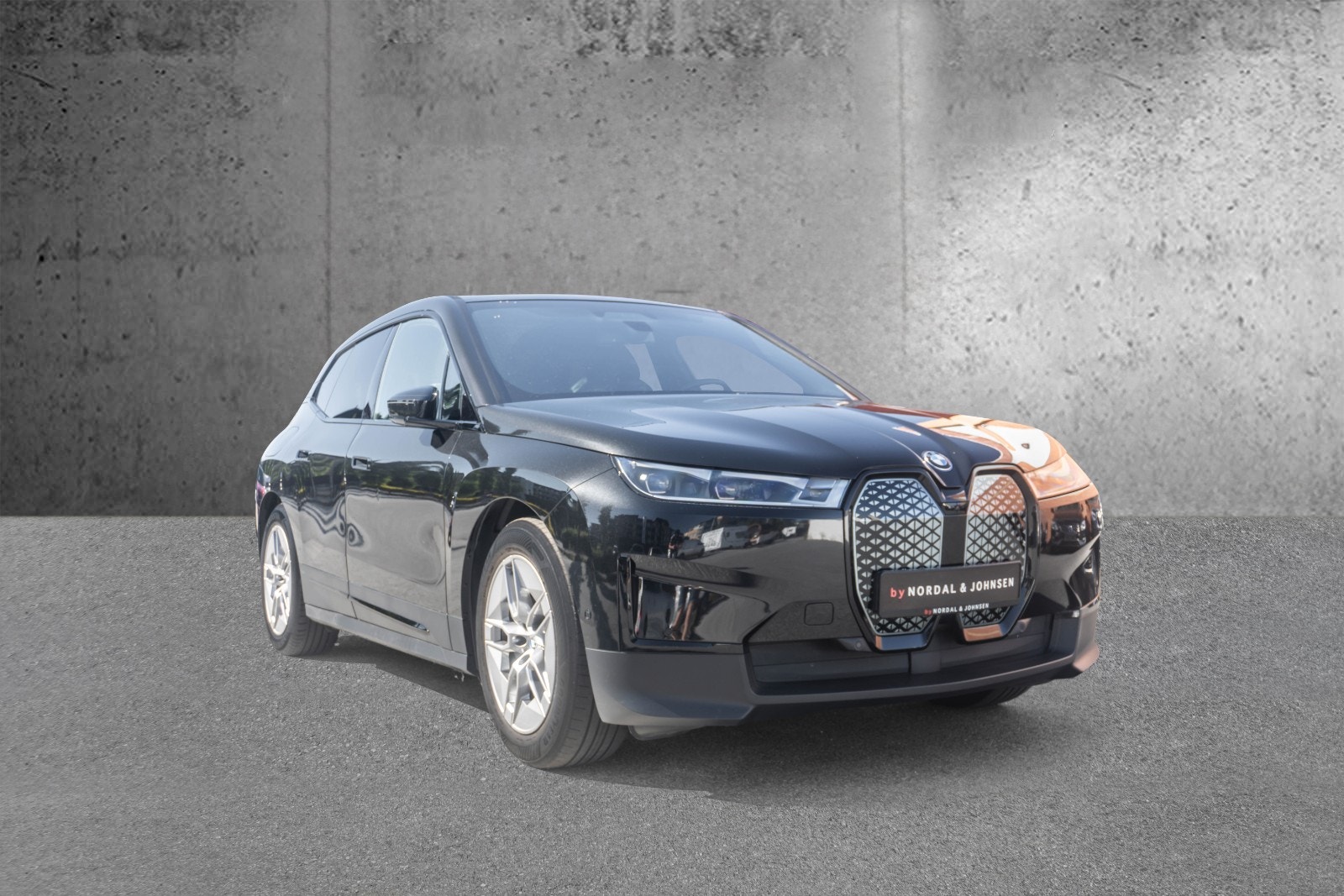 BMW iX xDrive40, 326hk, 2023