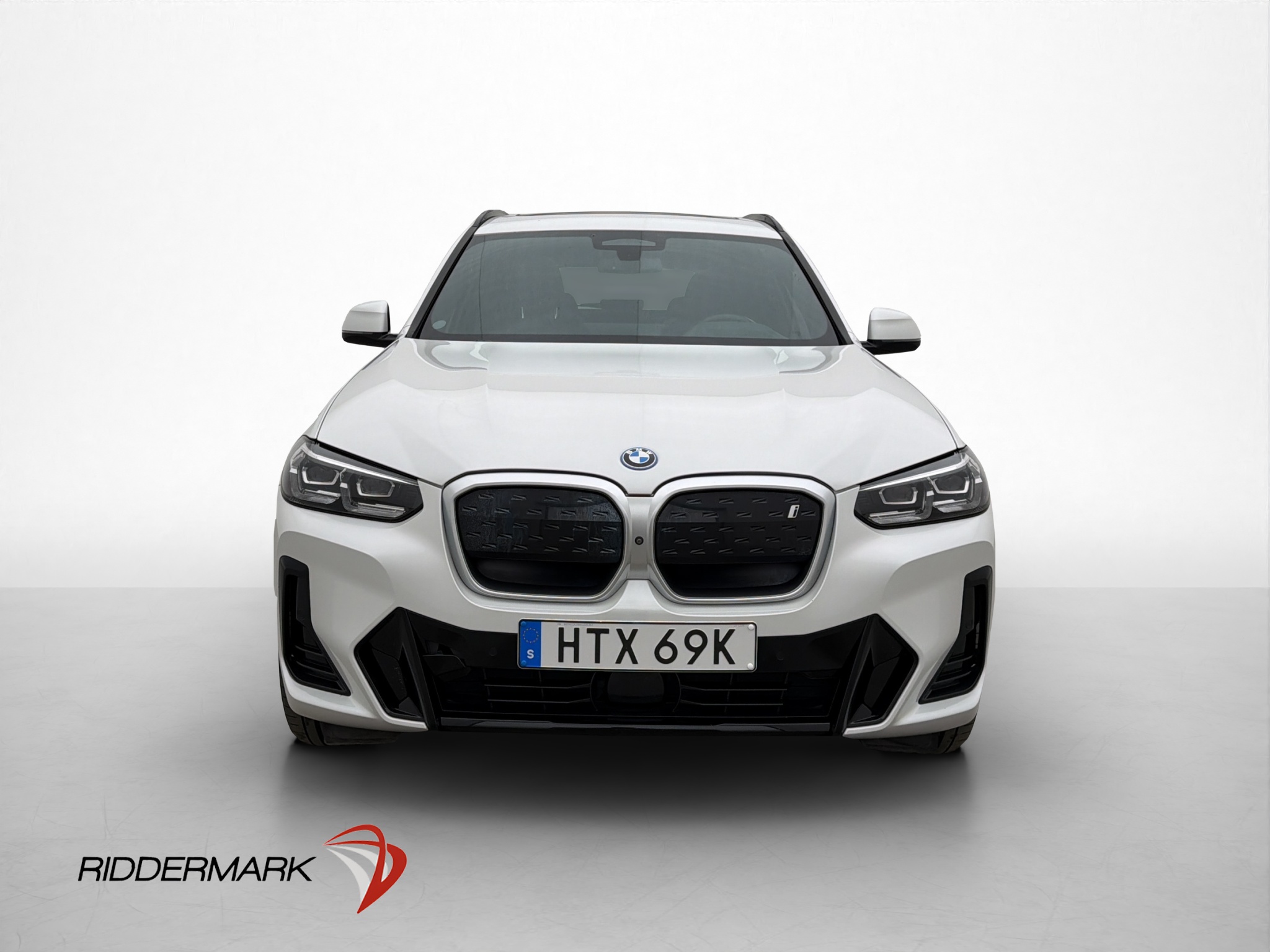 BMW iX3, 286hp, 2022
