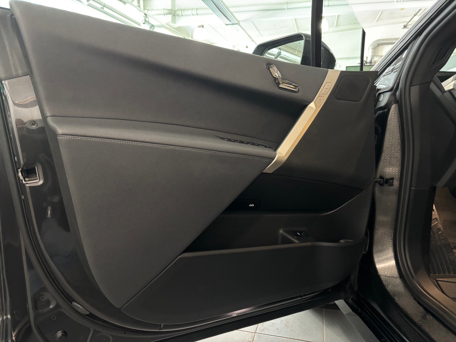 BMW iX xDrive50, 524hk, 2022