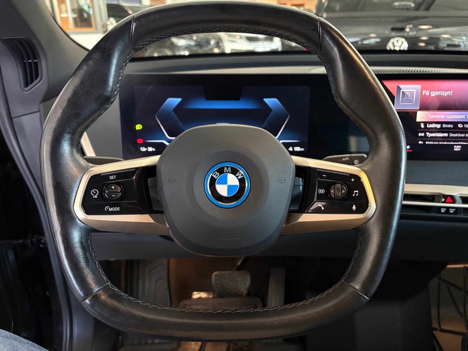 BMW iX xDrive50, 524hk, 2022