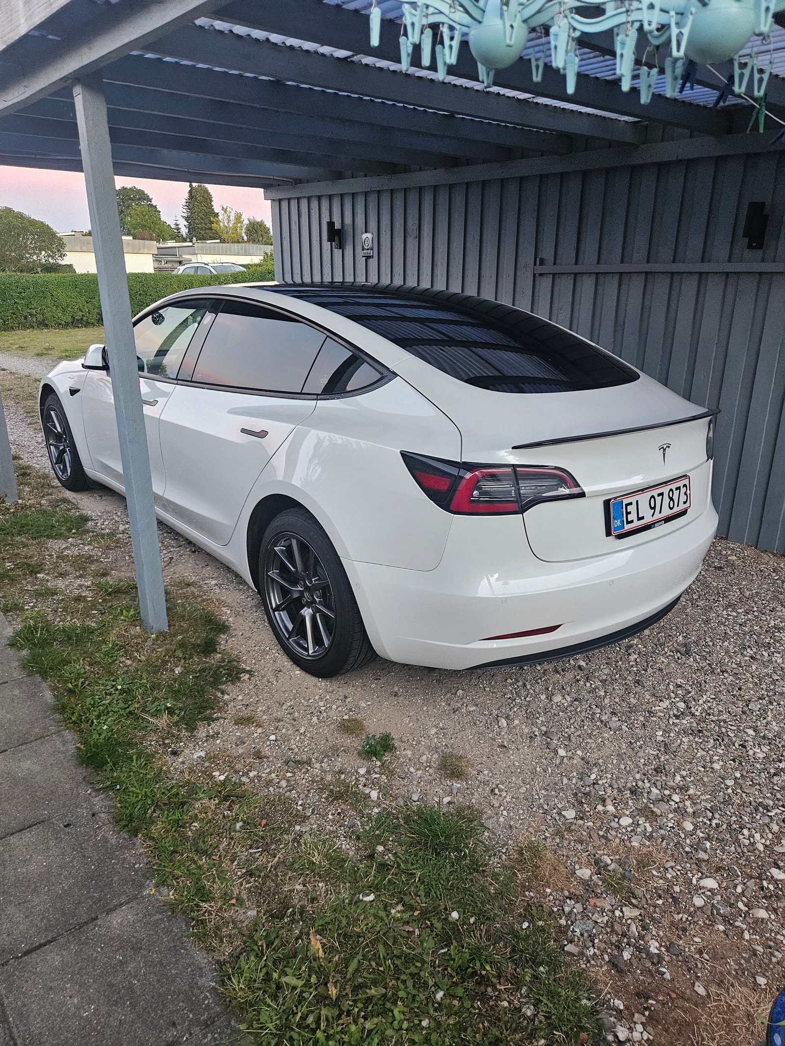 Tesla Model 3 Standard Range, 283ps, 2022