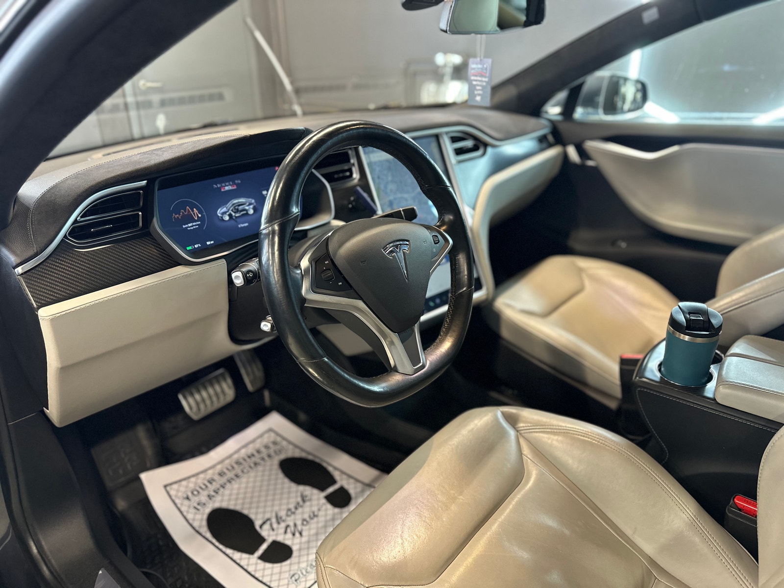 Tesla Model S P85D, 511ps, 2015