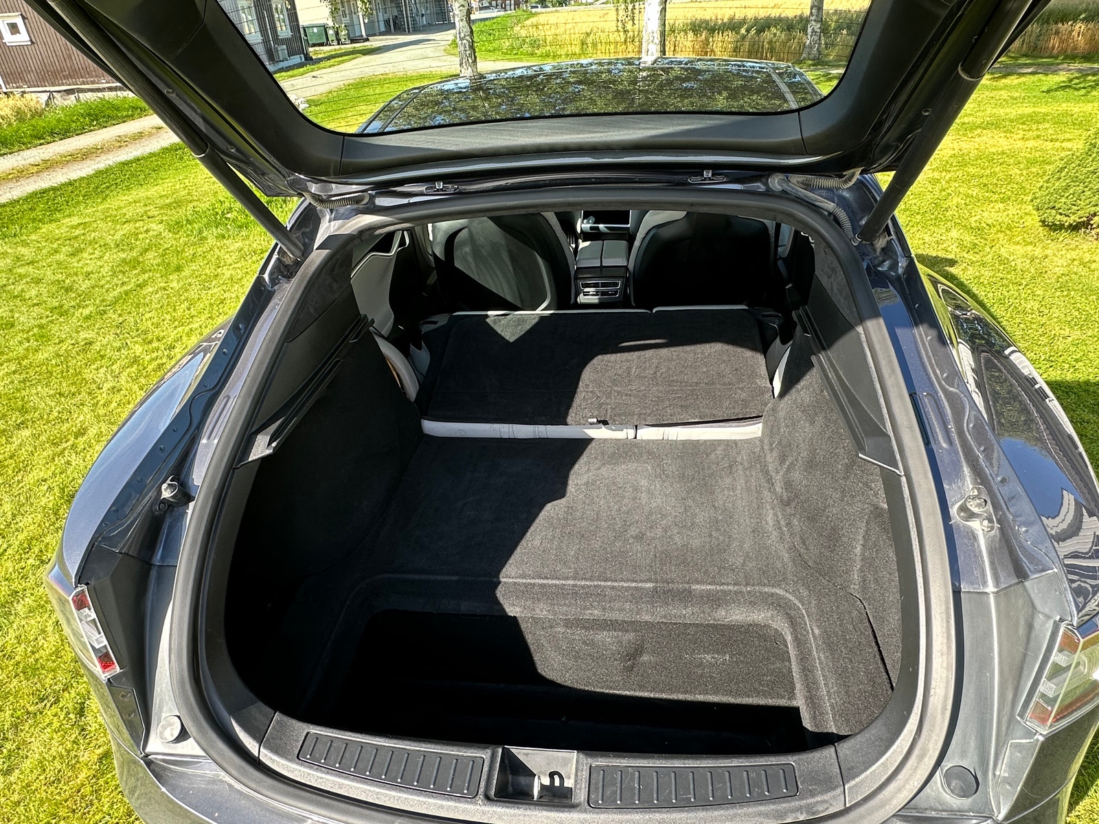 Tesla Model S P85D, 511ps, 2015