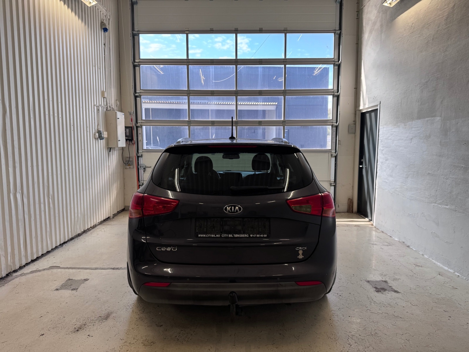 Kia cee'd_sw 1.6 CRDi Automatic, 110hp, 2014